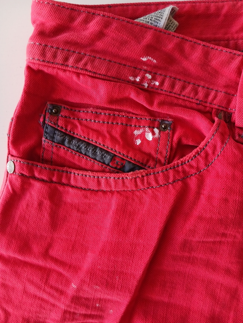 NWT Diesel THAVAR red Jeans Size 32" x 33" - Picture 8 of 13